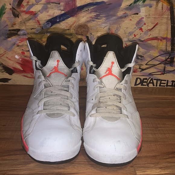 Jordan 6 White Infared - Picture 2 of 6